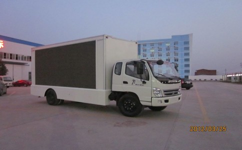 LED廣告車(chē)操作誤區(qū)
